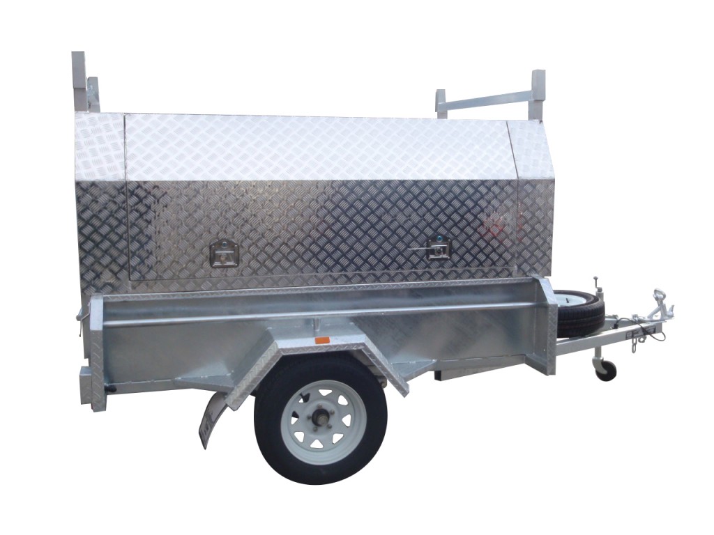 8x5 Single Axle With 410mm Deep Checker Plate Sides