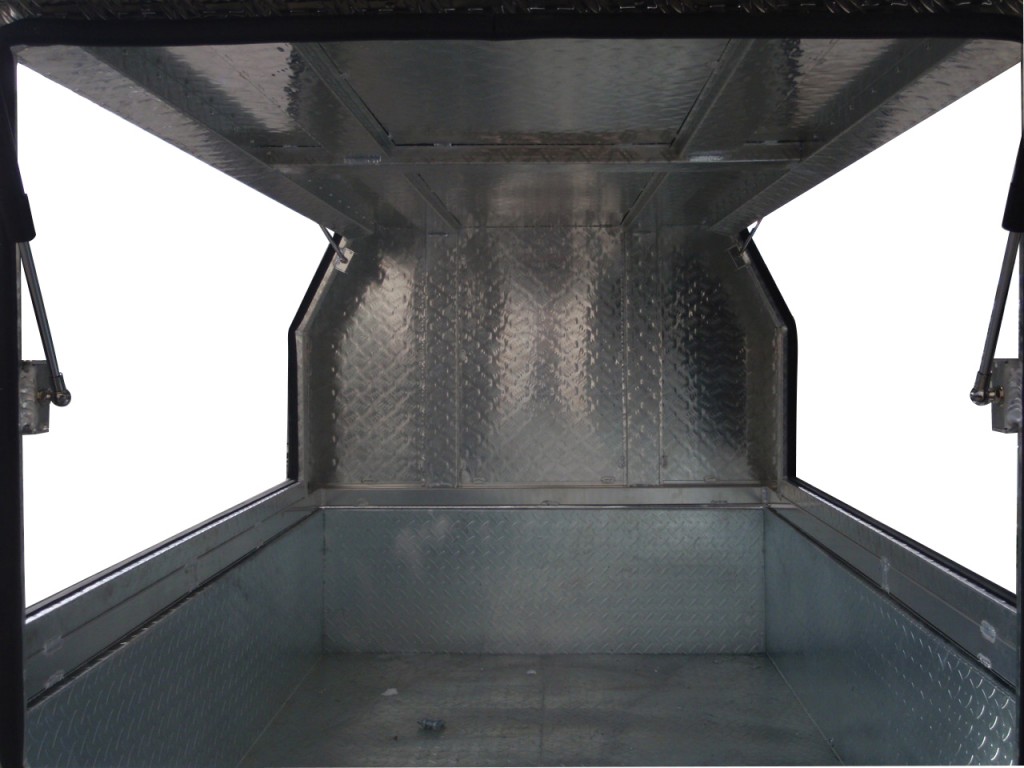 7x4 Single Axle With 410mm Deep Checker Plate Sides